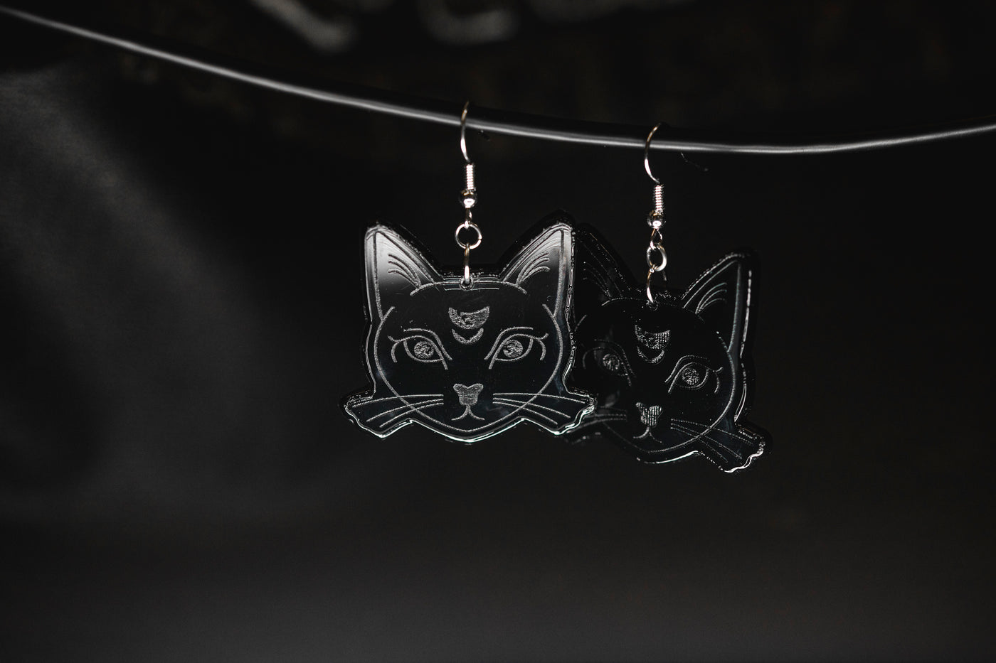 Black Cat Korvakorut-Glimmering Deep Design-Miss Windy Shop