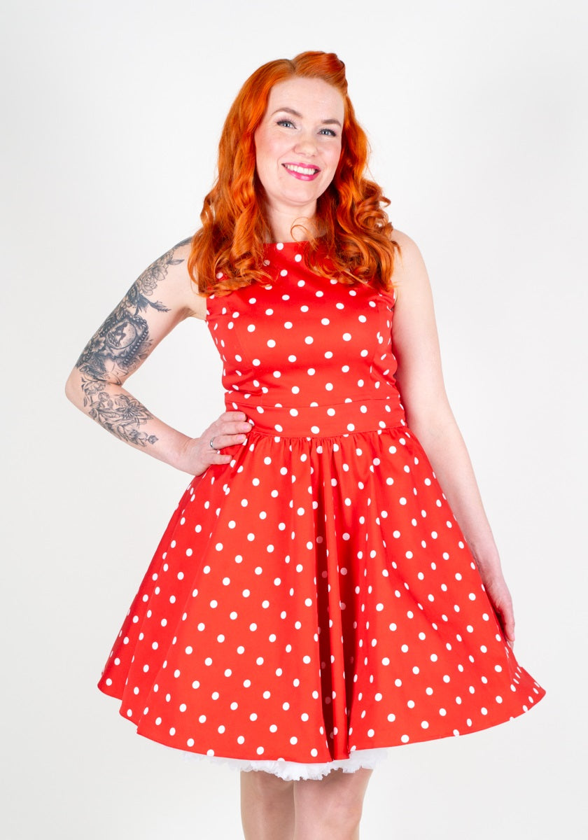 Red Polka Dot Tea Kellomekko-Lady Vintage-Miss Windy Shop