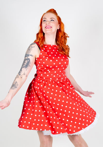 Red Polka Dot Tea Kellomekko-Lady Vintage-Miss Windy Shop