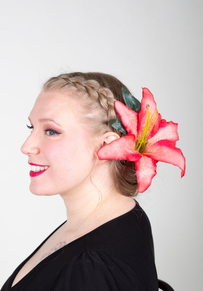 Hiuskukka Luscious Red M-Veronica's Flowers-Miss Windy Shop