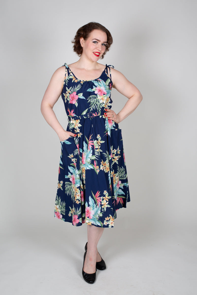 Suzy Sundress Navy Honolulu Kellomekko-Rock n Romance-Miss Windy Shop