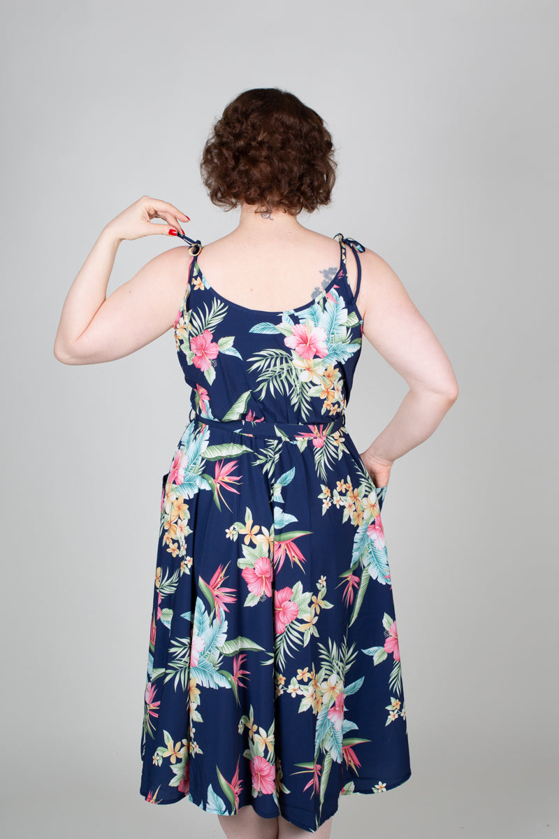 Suzy Sundress Navy Honolulu Kellomekko-Rock n Romance-Miss Windy Shop