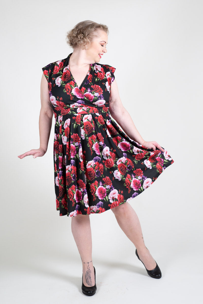 Eva Red Roses Vintagemekko-Lady Vintage-Miss Windy Shop